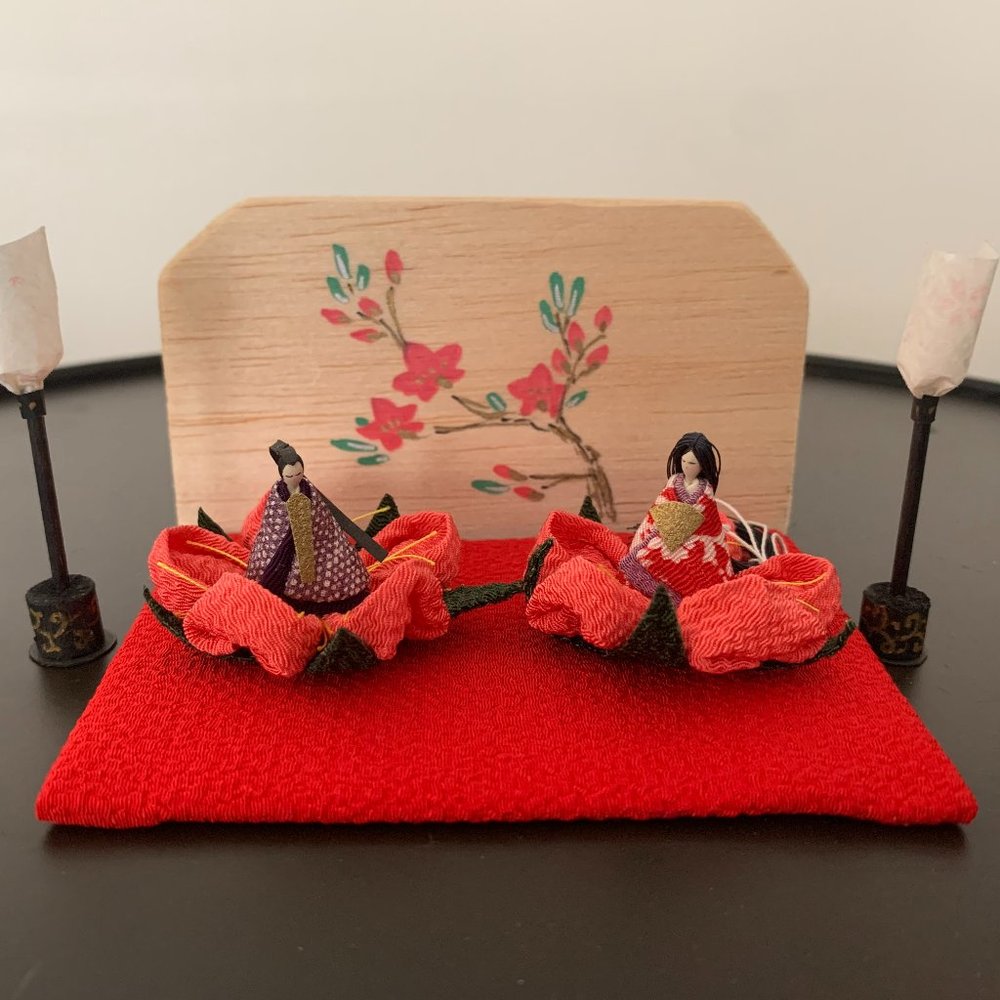 Tiny Vintage Japanese Wedding Dolls Display